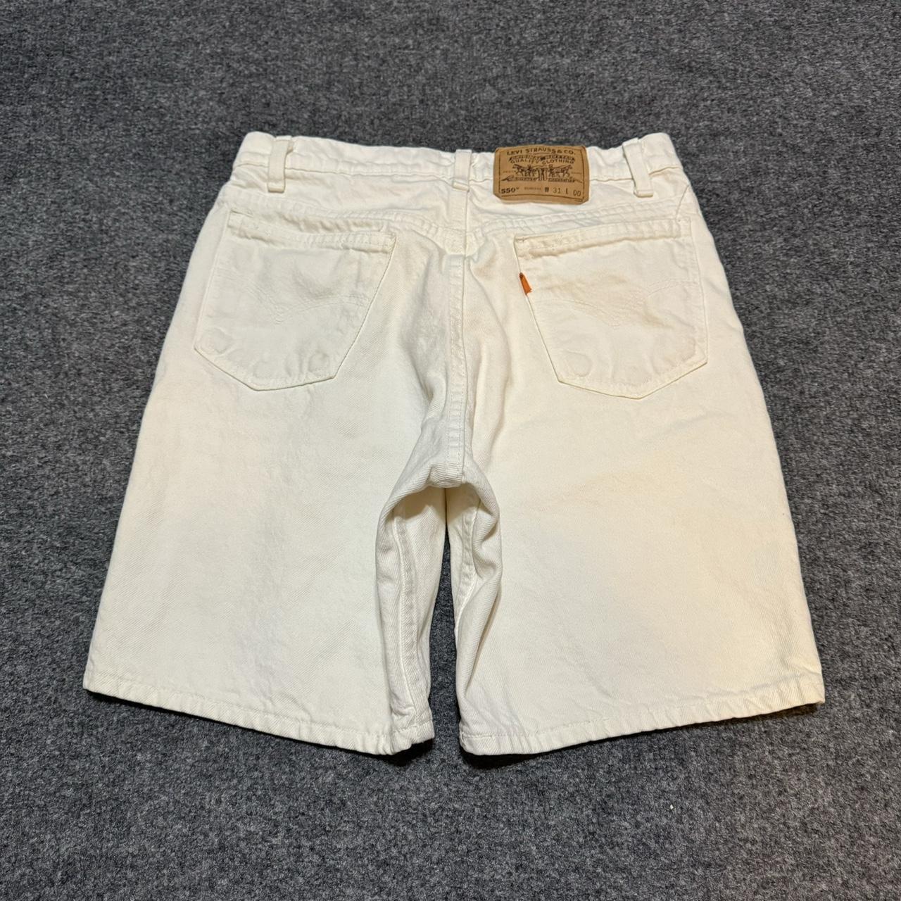 Levis 550 outlet white