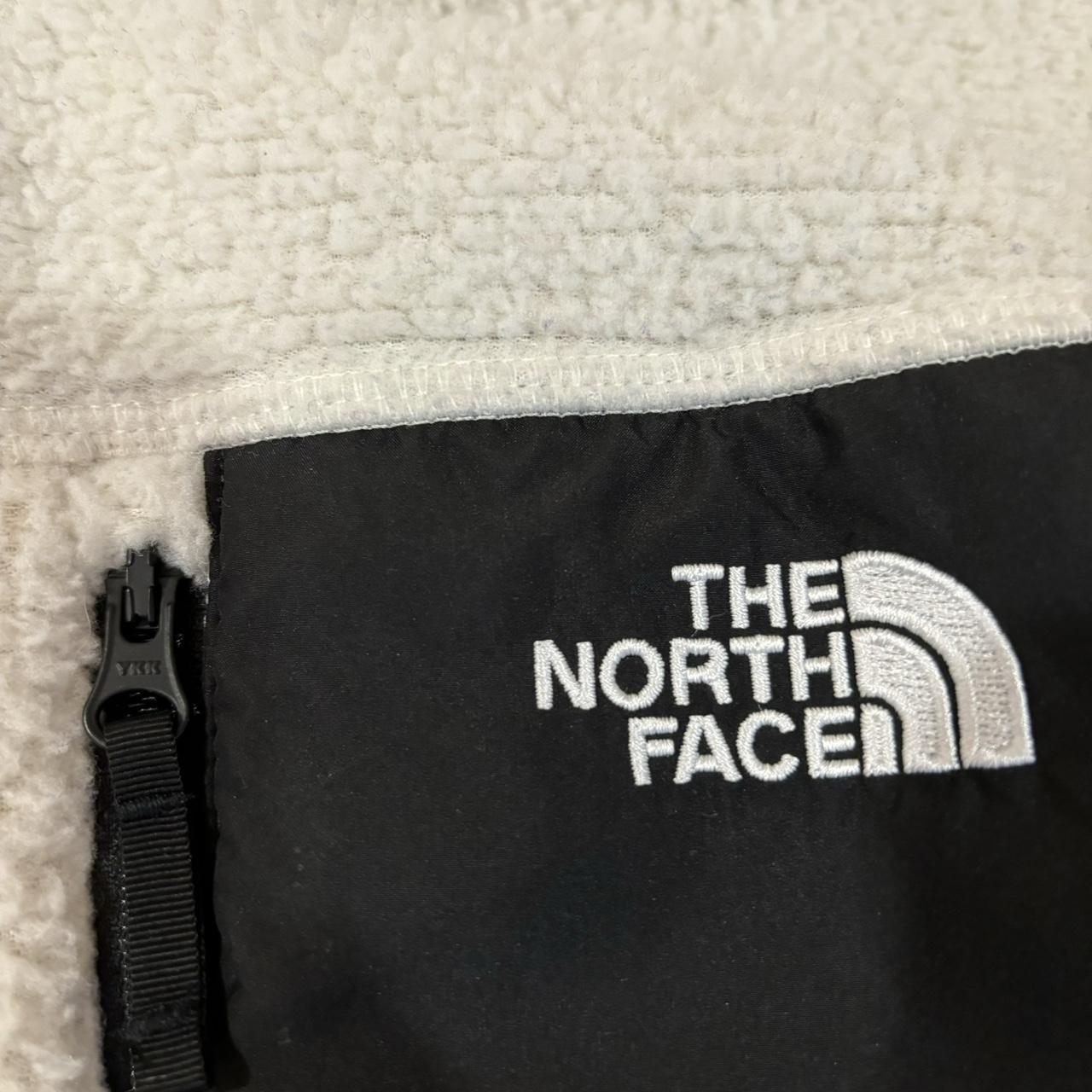 The North Face fleece Size medium but fits more... - Depop