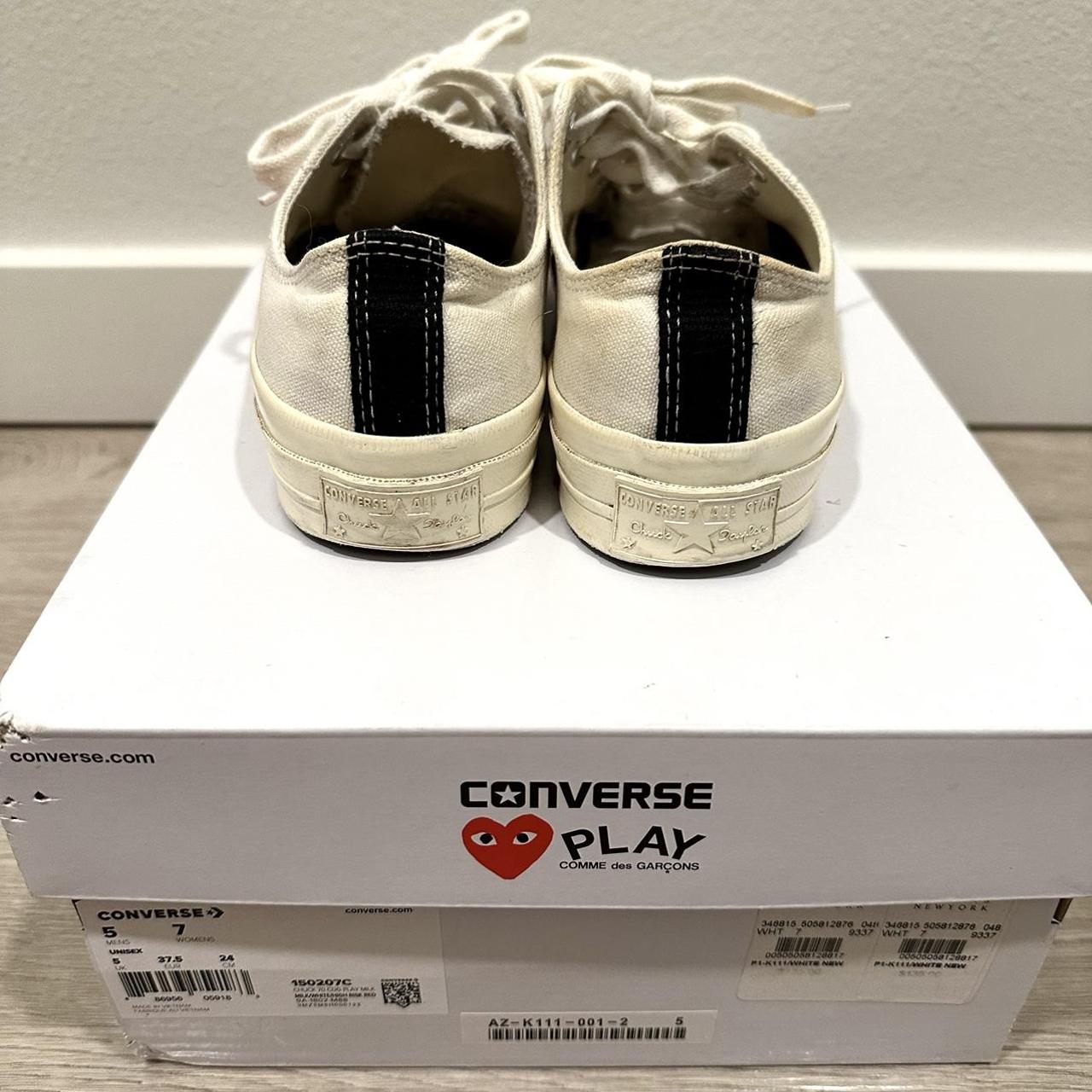 Comme des Garçons Play Women's White and Red Trainers (3)