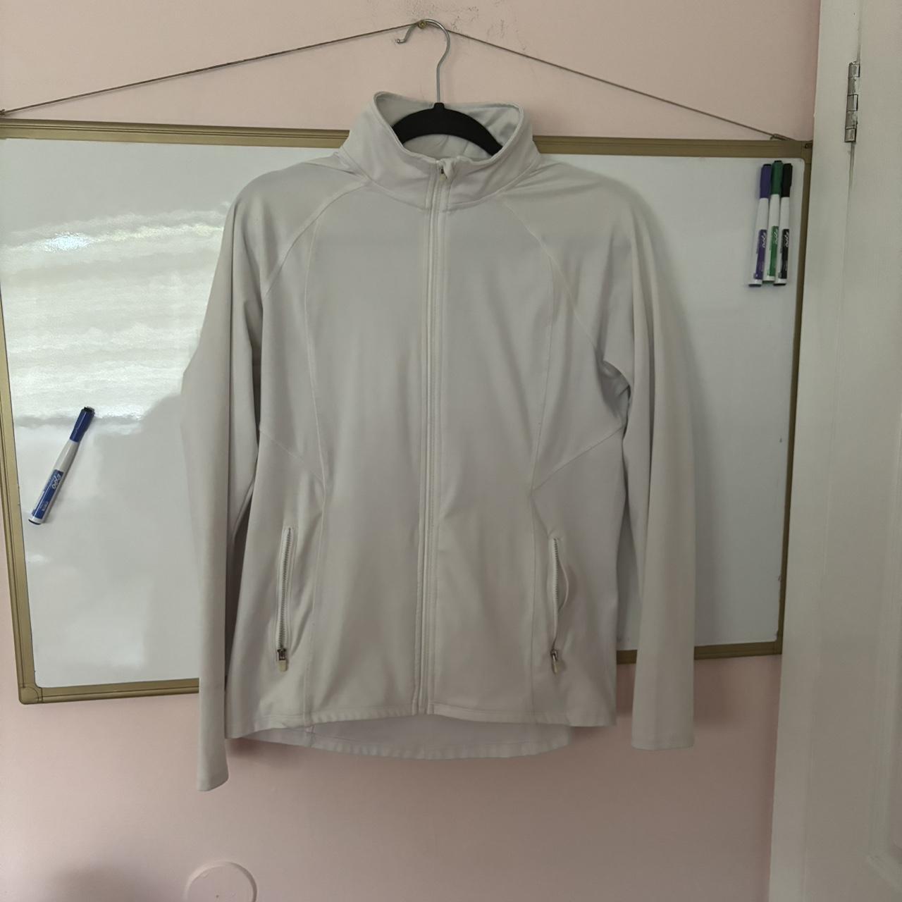 White workout clearance jacket