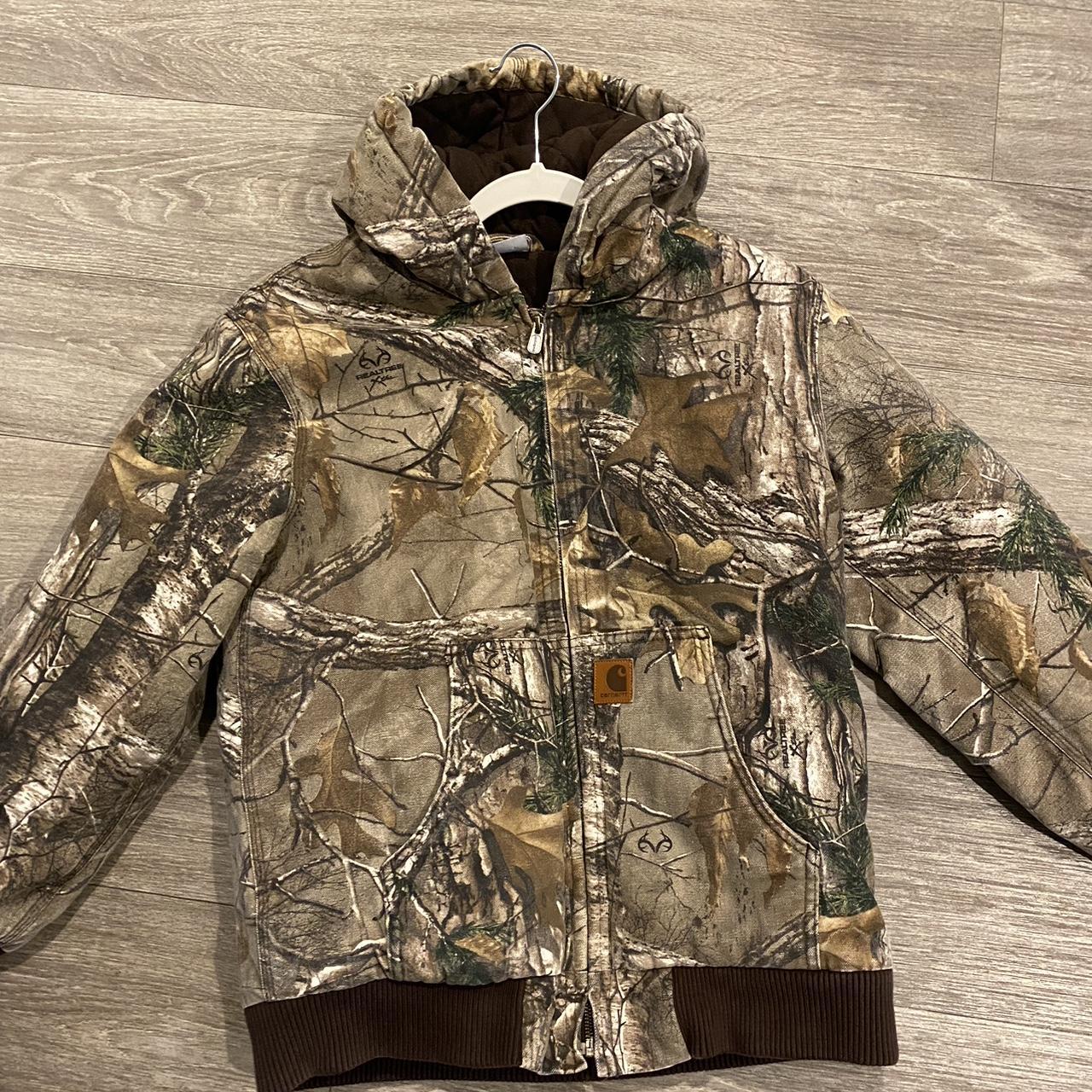 Carhartt real tree jacket -youth size large -fits... - Depop
