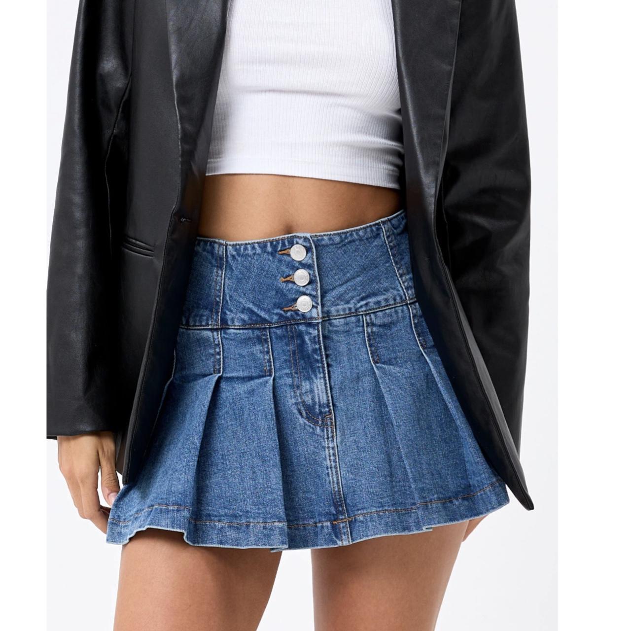 Glassons Pleated Denim Mini Skirt I have sizes. Depop