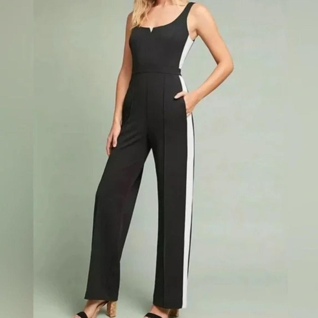 Donna Morgan black sleeveless jumpsuit with front. Depop