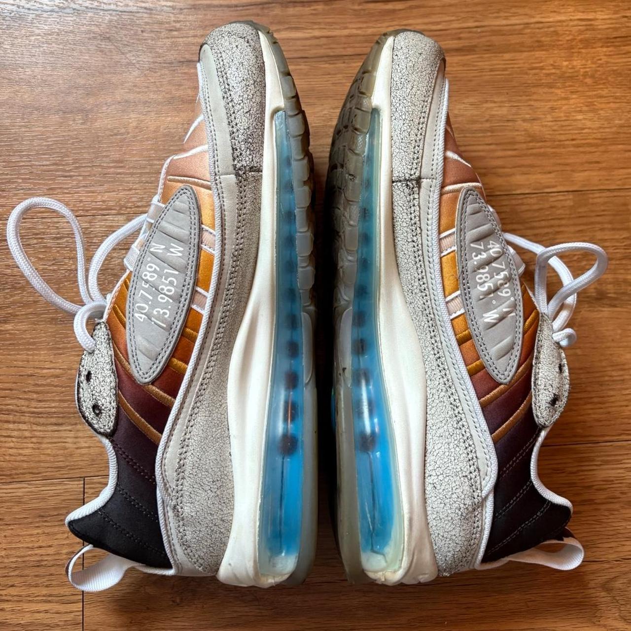 40.7589 n 73.9851 w nike