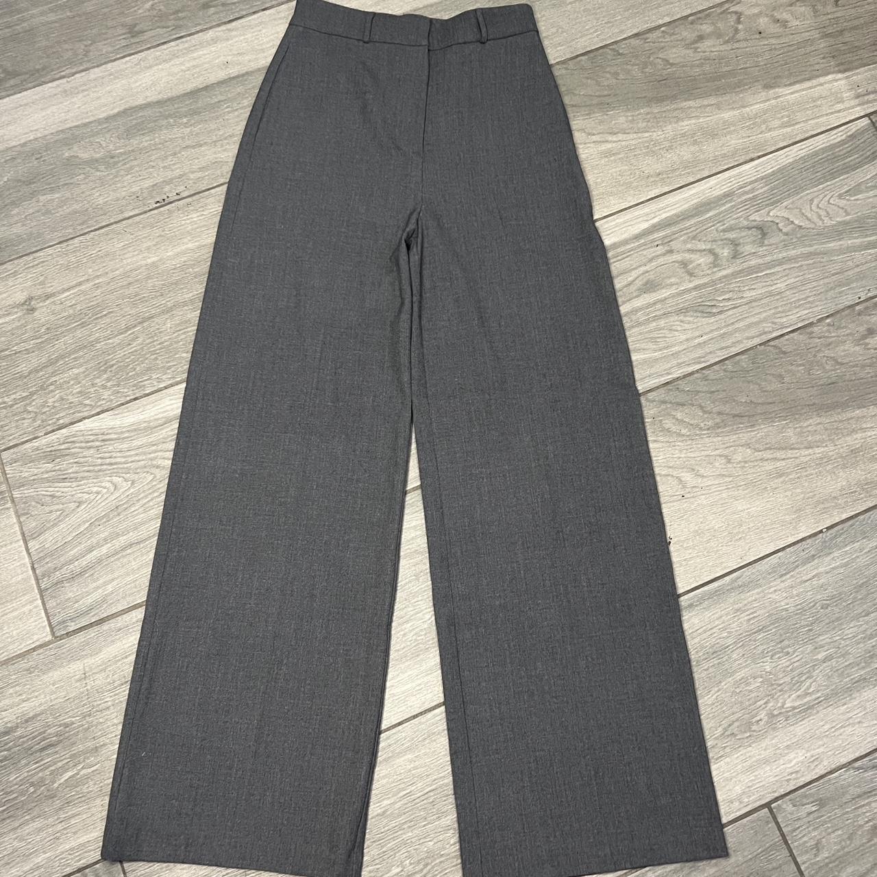 Women's Grey Trousers | Depop