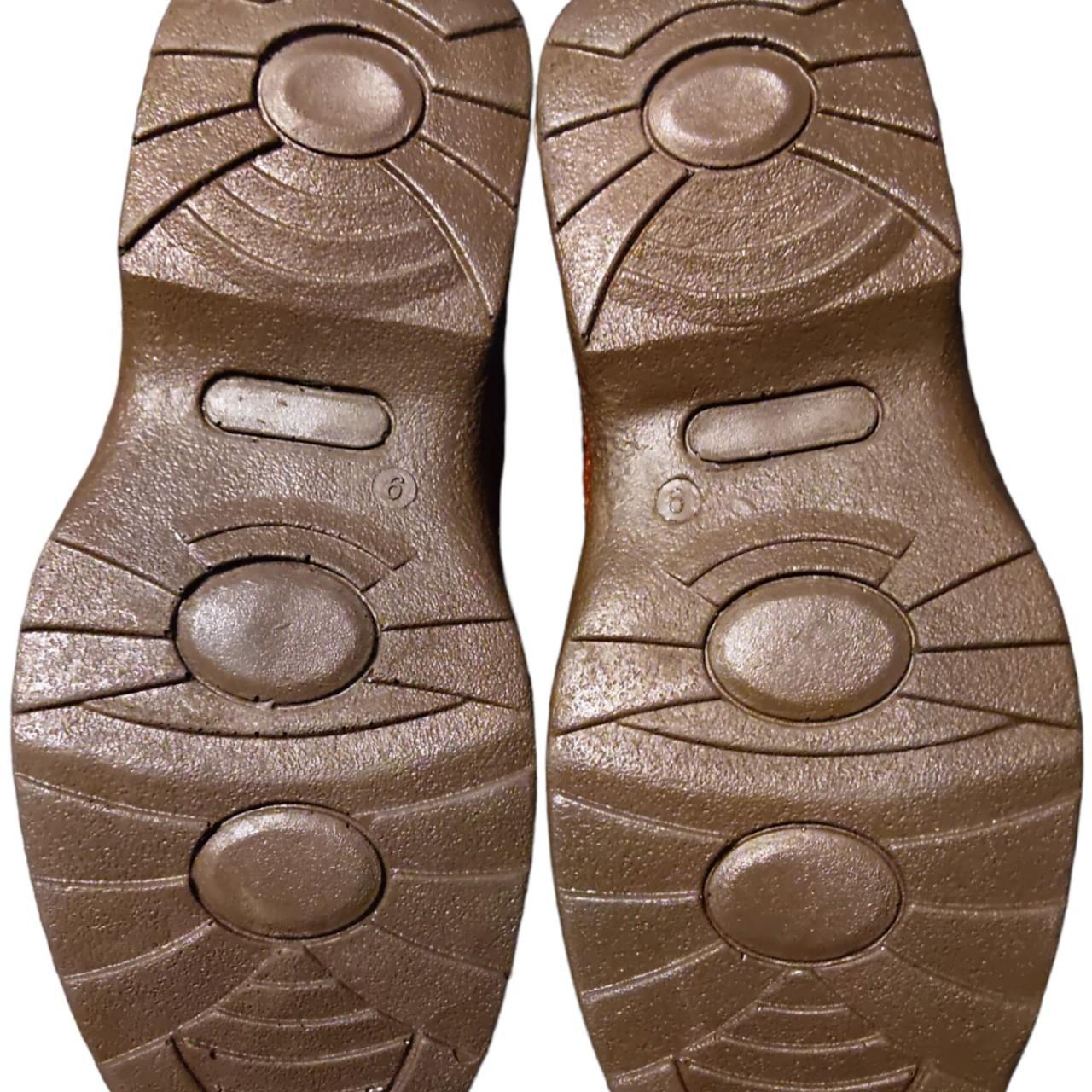 Mens Size 9 Cushion Walk Shoes, Never worn. Quality... Depop