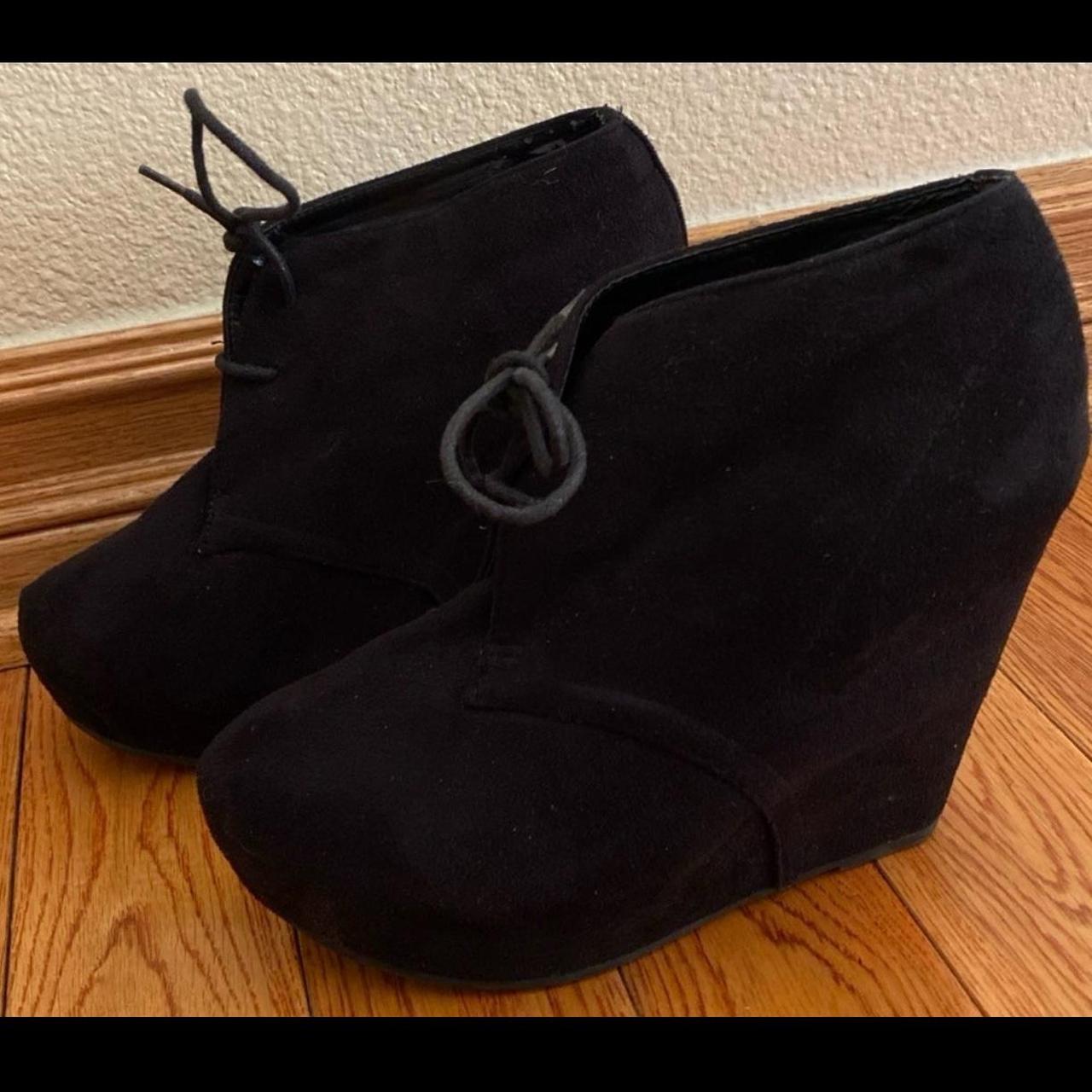 Breckelles hot sale black boots