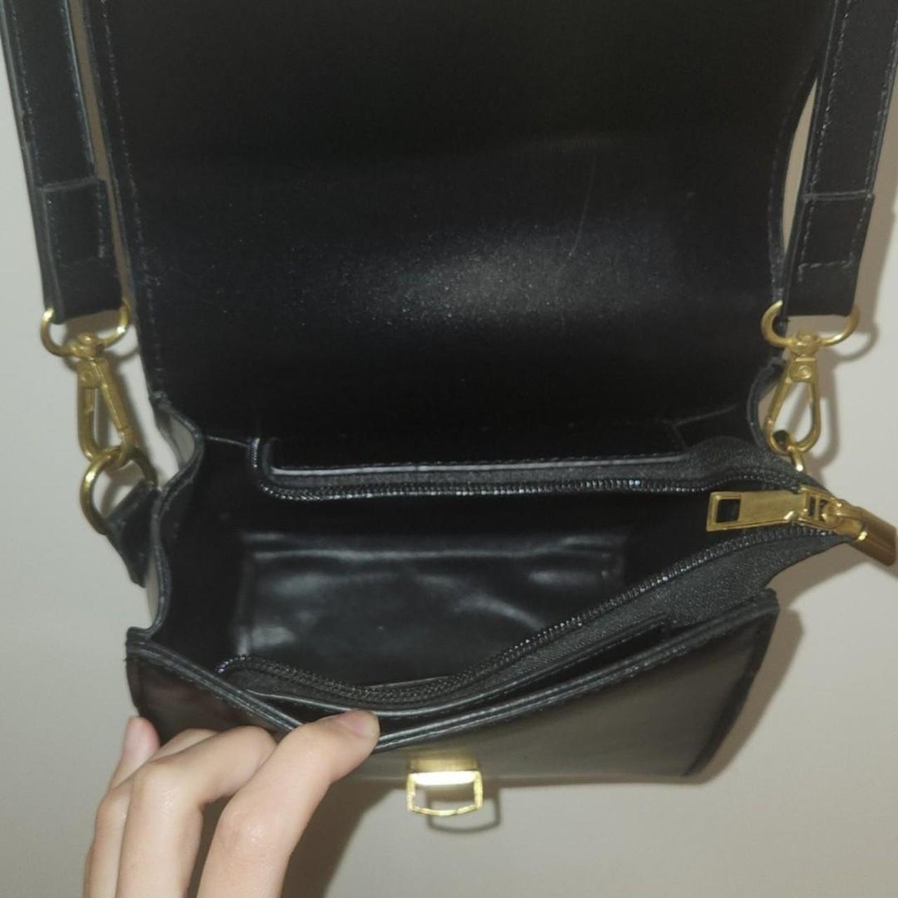 Black and Gold Purse - Depop