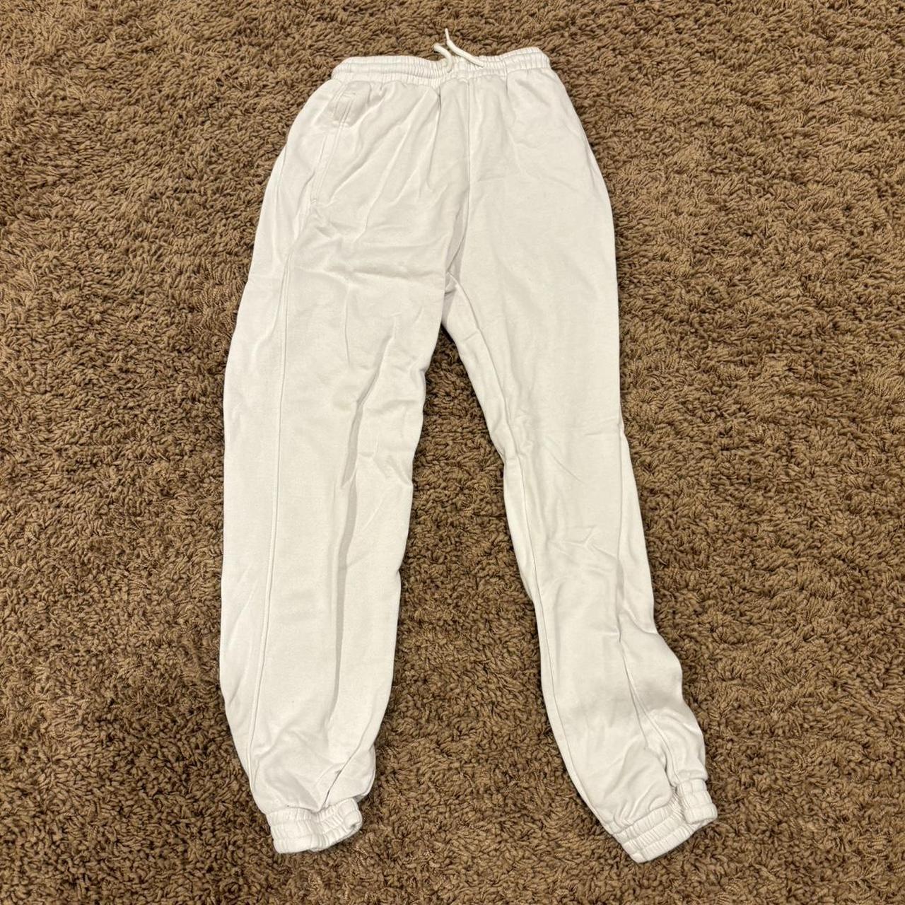 white h m sweatpants size xxs i am 5 3 105 lbs