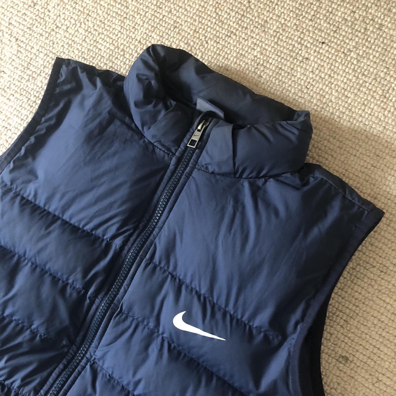 mens nike gilet with hood