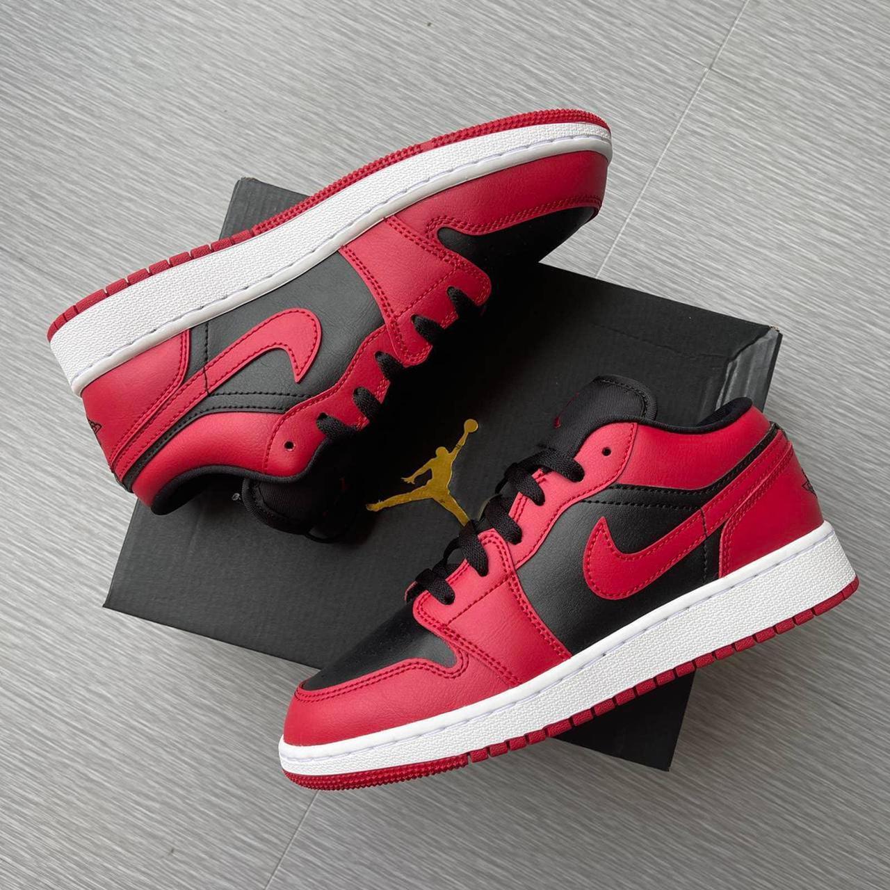 reverse banned jordan 1 low