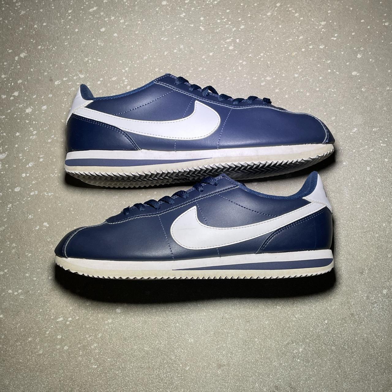 mens nike navy trainers