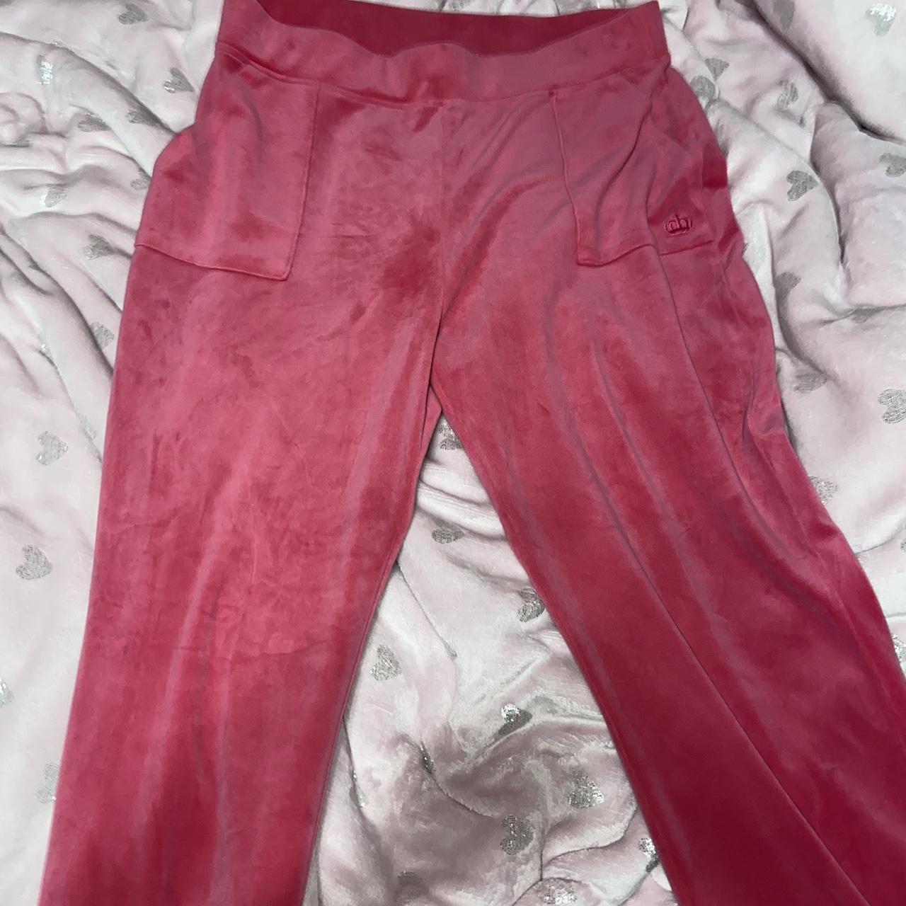 juicy couture velour pants pockets are only in the... - Depop