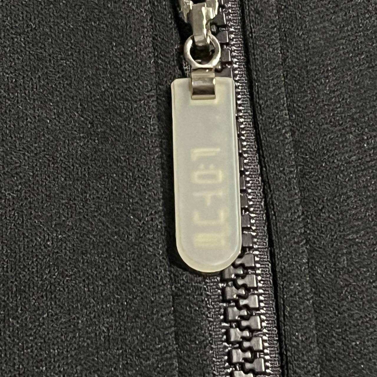 Gucci on sale ykk zipper