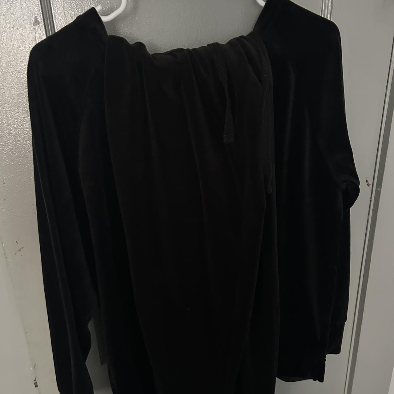 item listed by niraas23