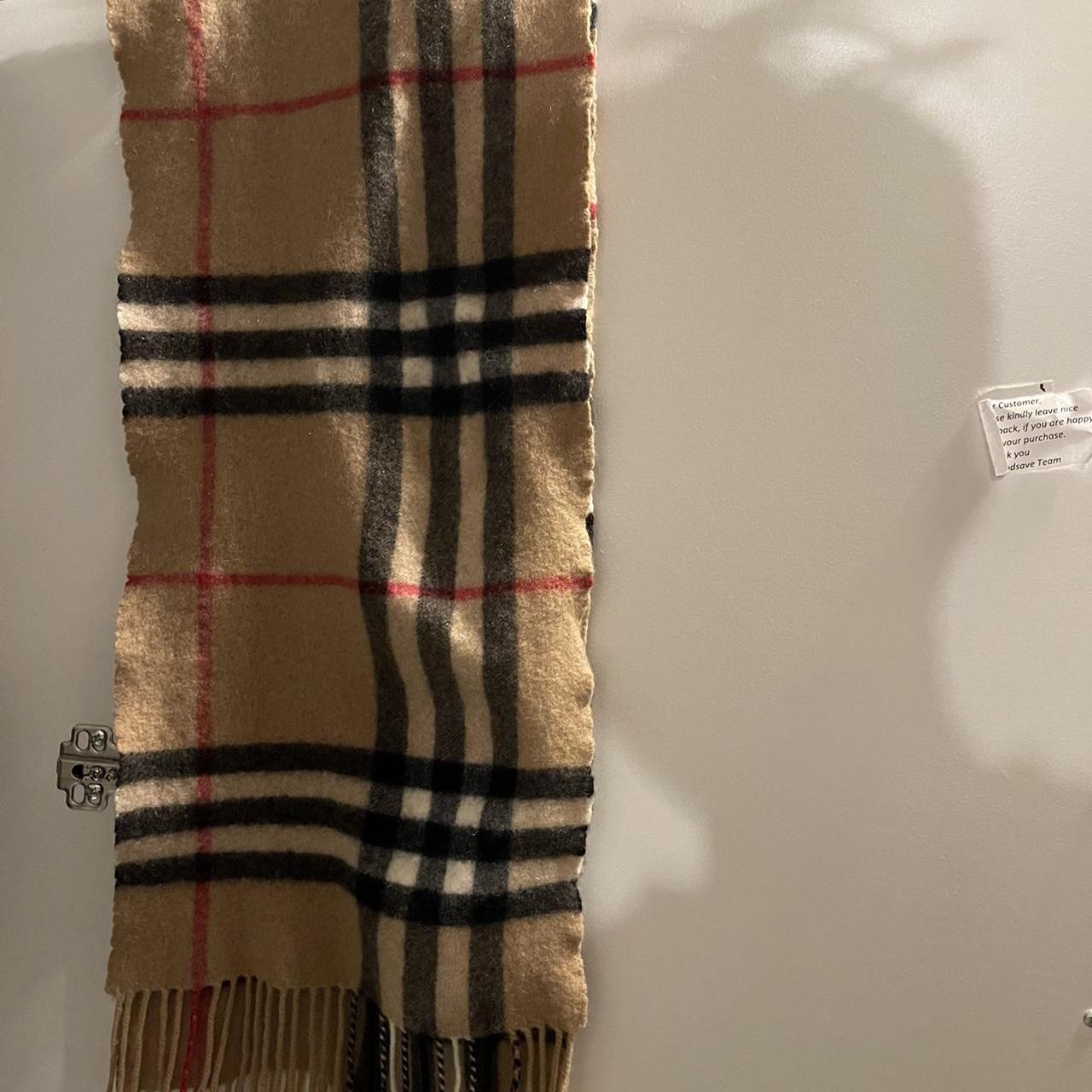 Burberry Women's Scarfwraps Depop