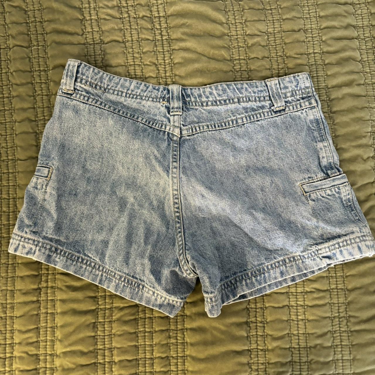 arizona-cargo-jean-booty-shorts-super-low-rise-and-depop