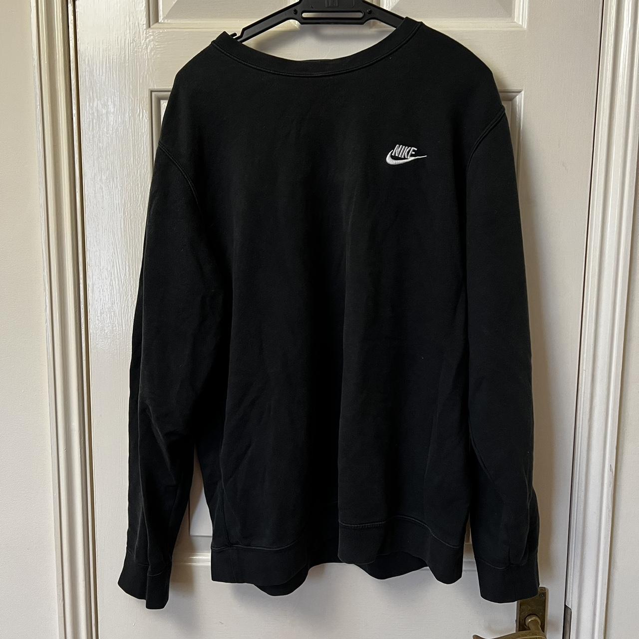 mens black and white nike sweatshirt
