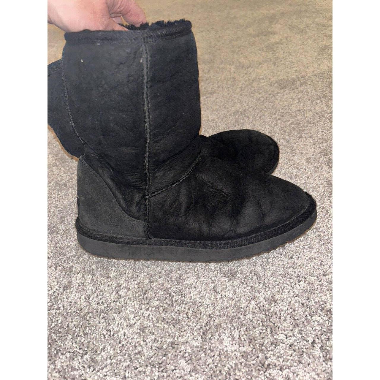 Ugg 5825 best sale