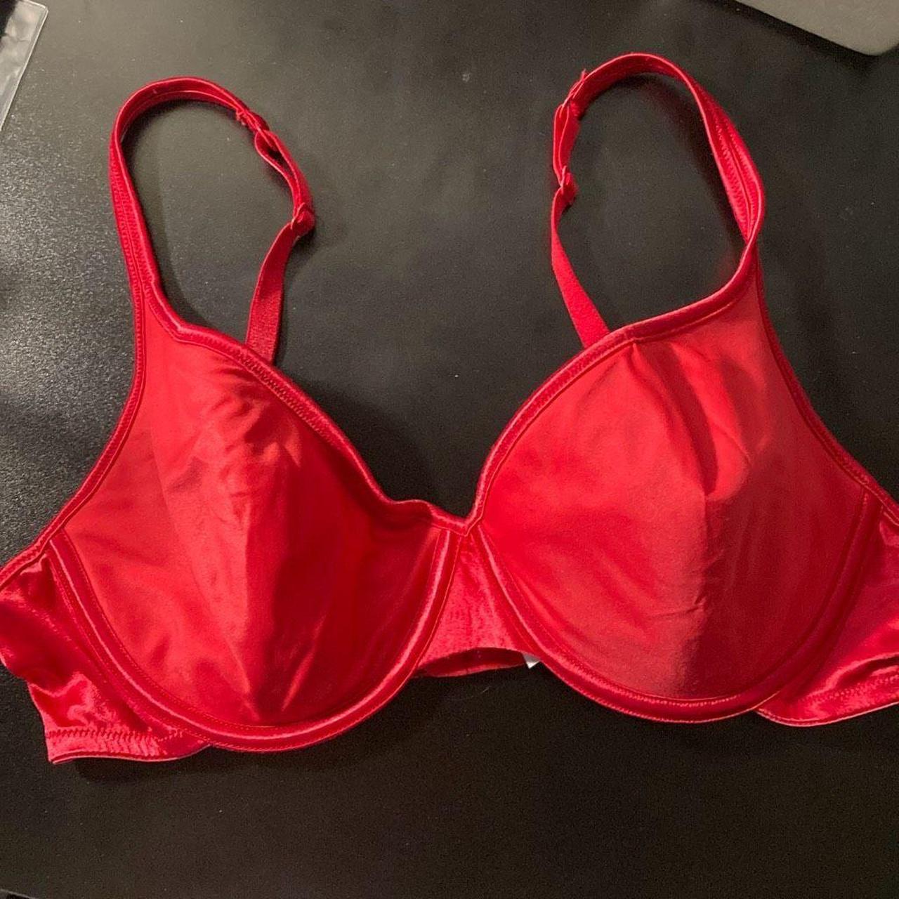 victoria secret bra lined 38c Any questions please... Depop