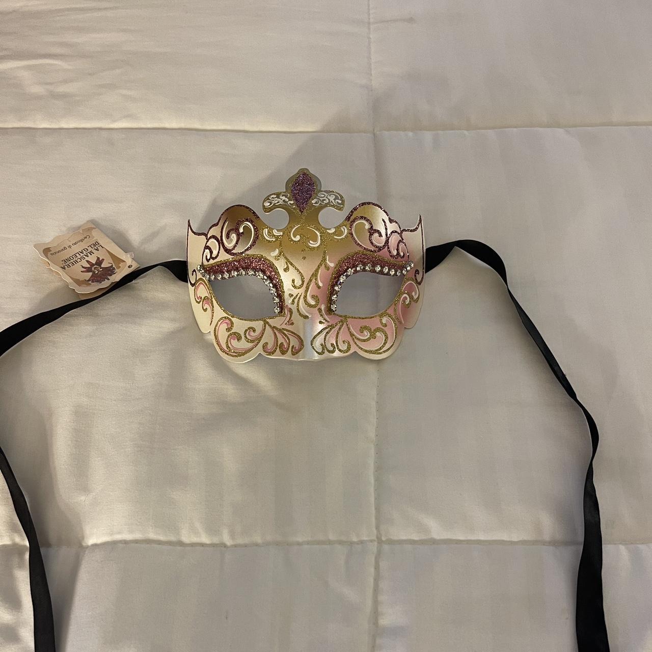 item listed by sophiart1