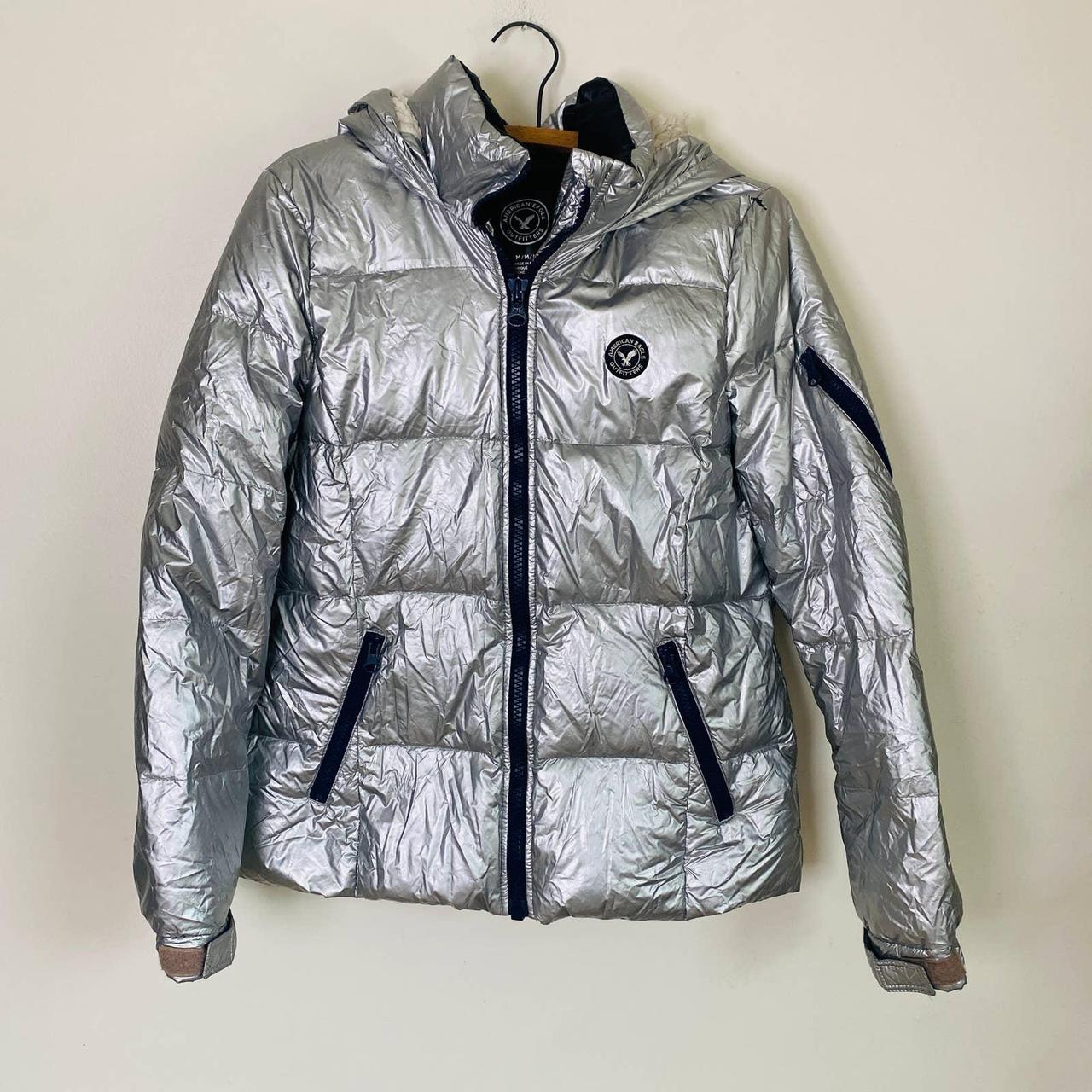 American Eagle Silver puffer jacket Nice - Depop