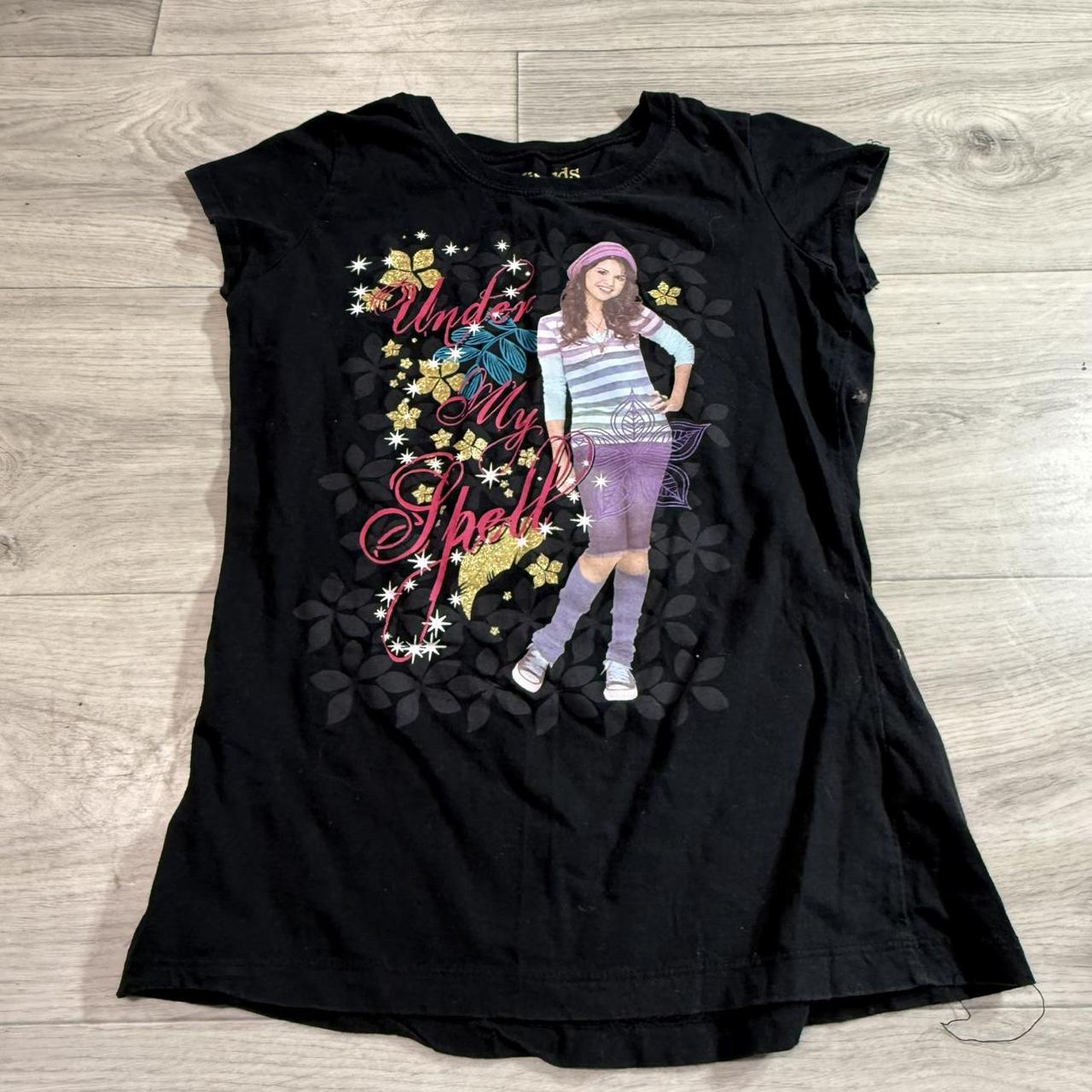 item listed by nobodyveli