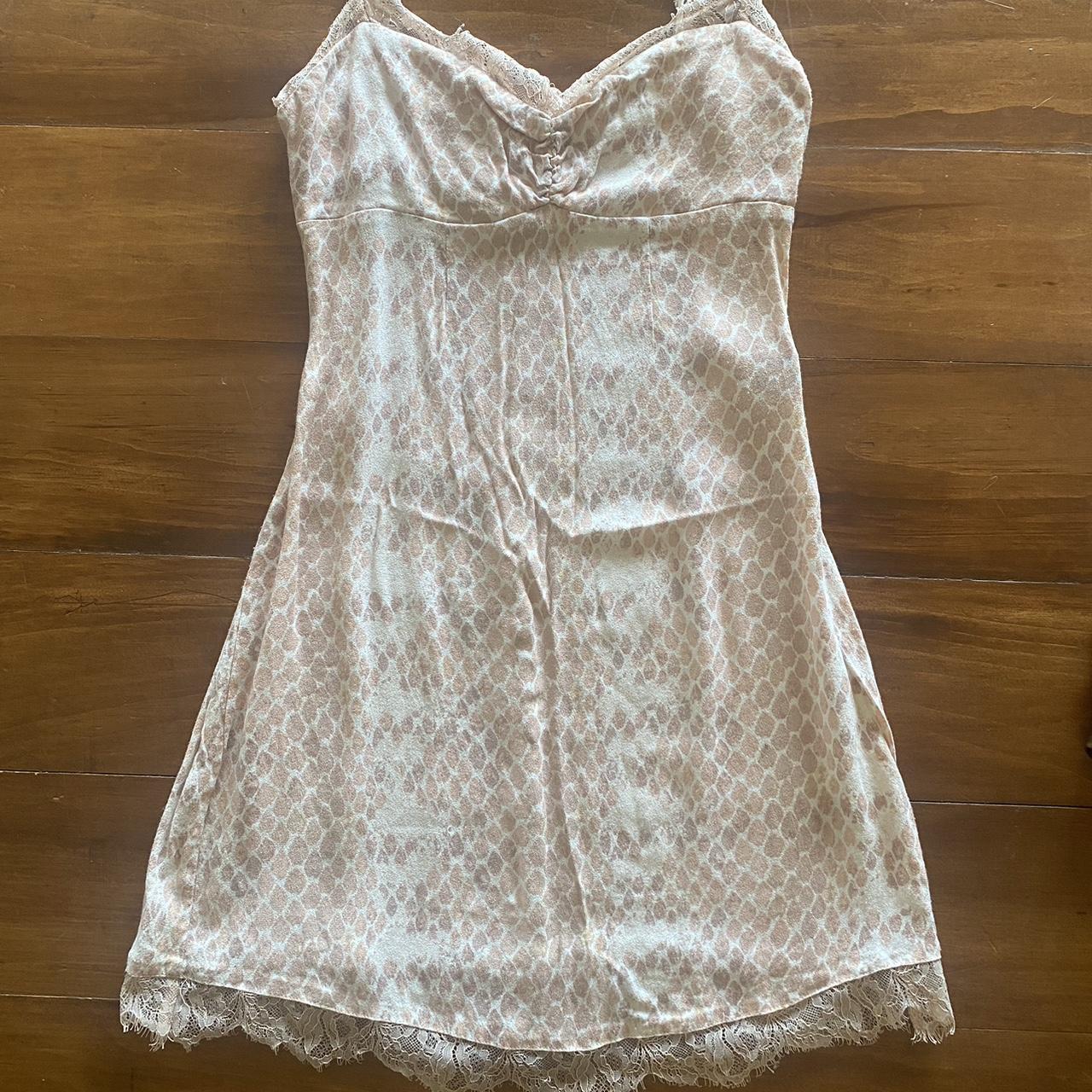 AFRM snake skin print dress with lace trim! - Depop