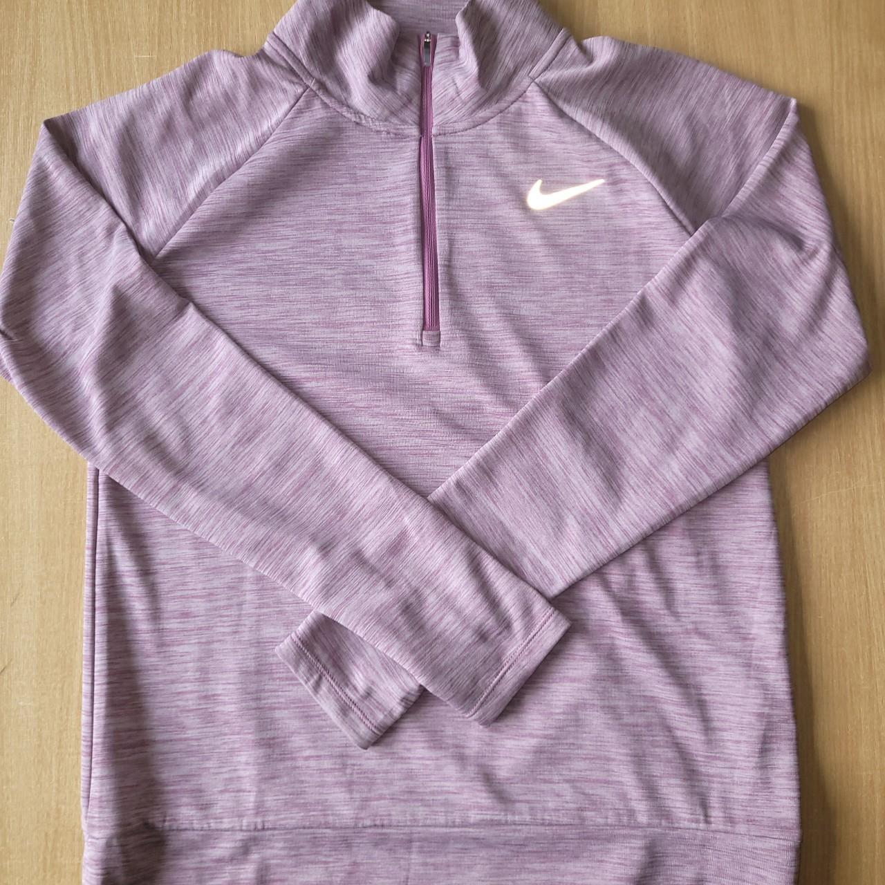 Nike Women's Jumper Depop