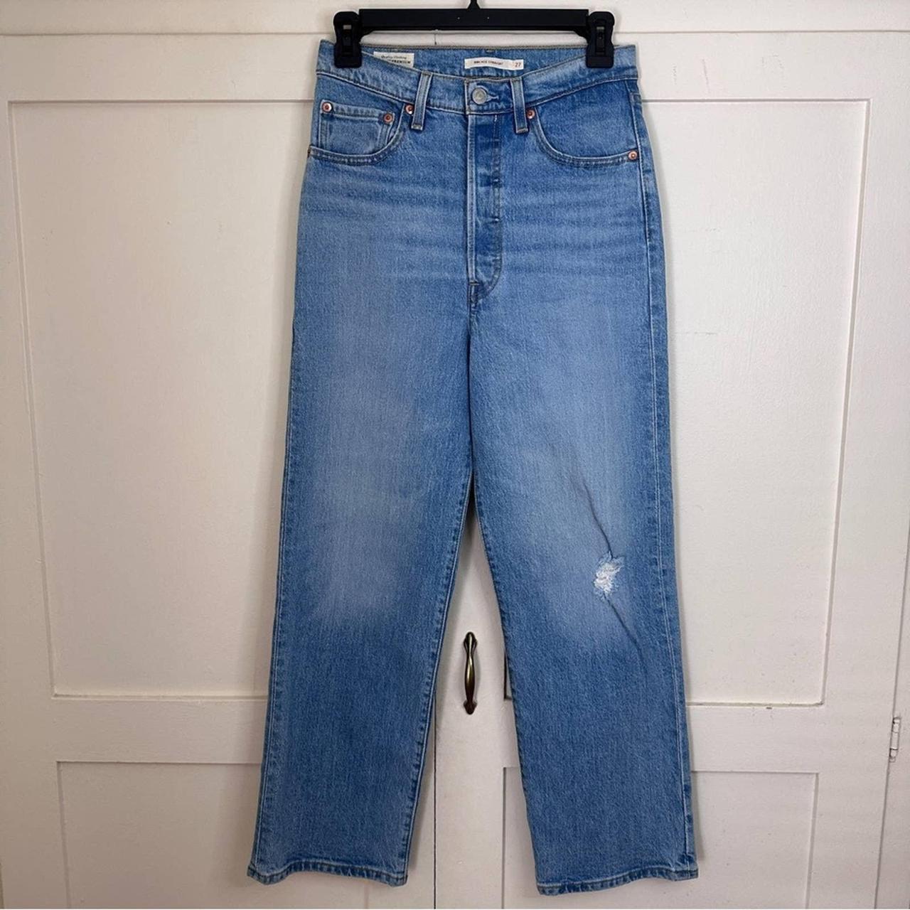 Levis Ribcage Straight Jeans In Light Wash Size - Depop