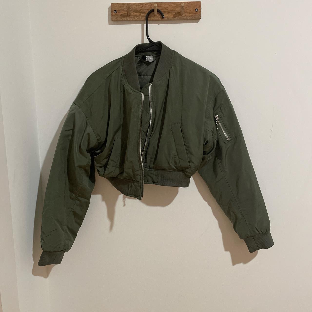 Cropped army green bomber jacket from H&M, only worn... - Depop