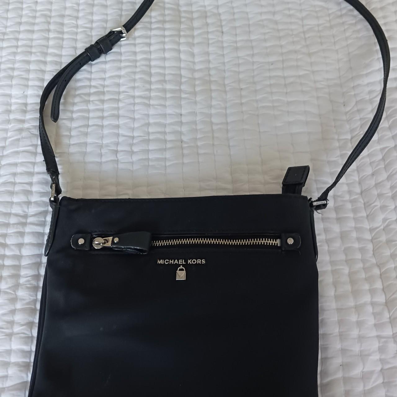 Michael Kors Nylon Kelsey Crossbody 2024