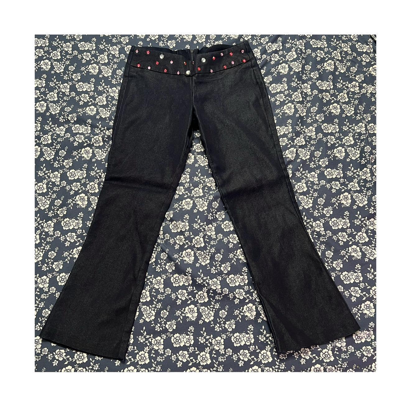 item listed by gladiolusdenim