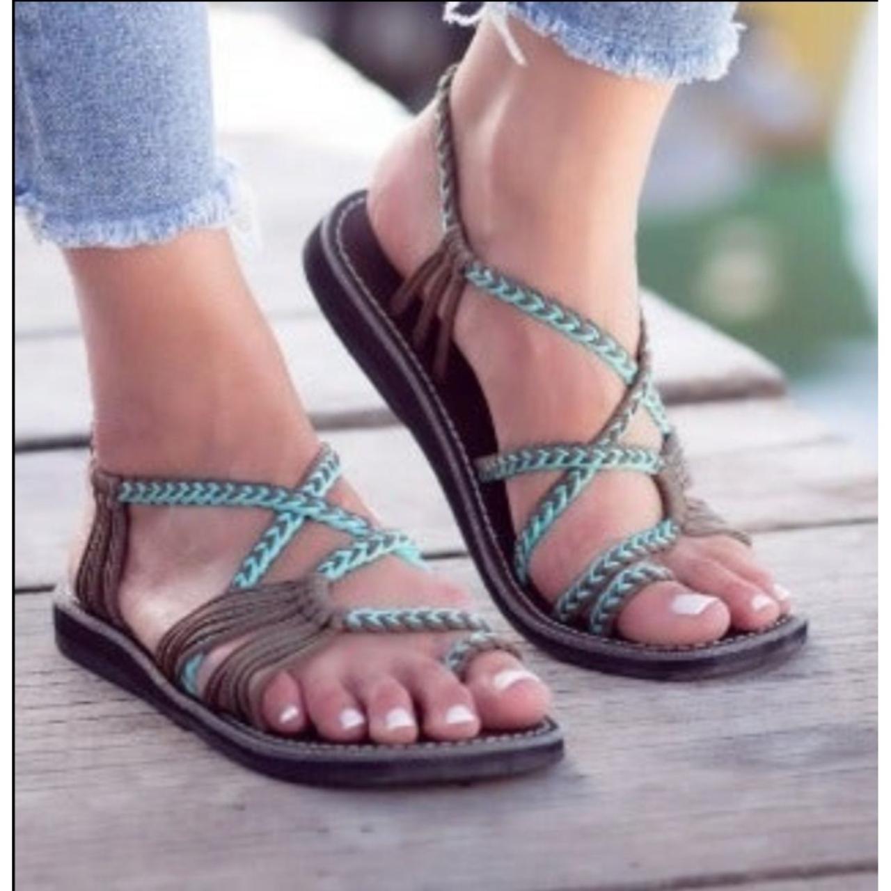 Plaka flat sandals for women best sale palm leaf