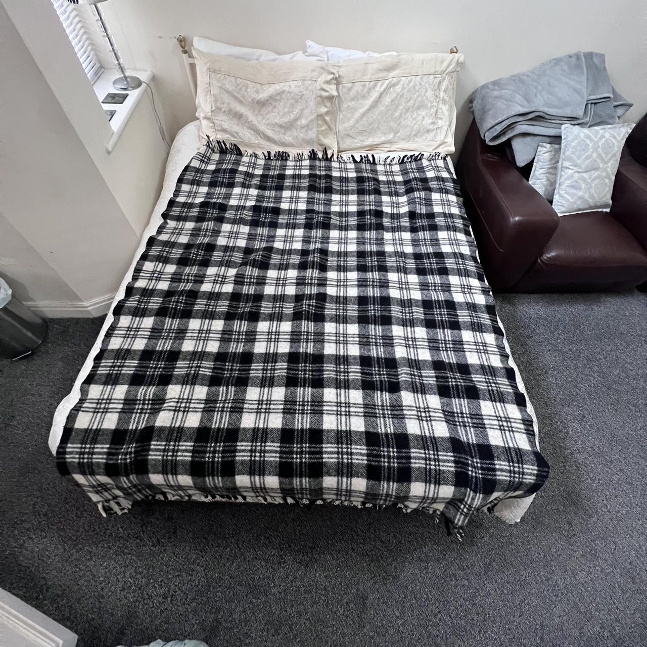 item listed by ibeshy