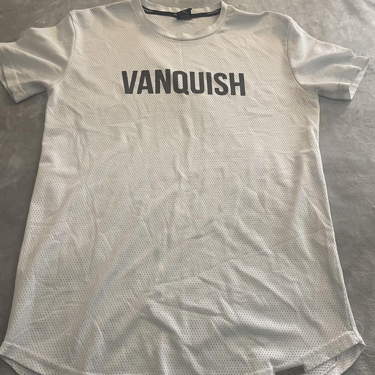 Vanquish fitness clearance t shirt