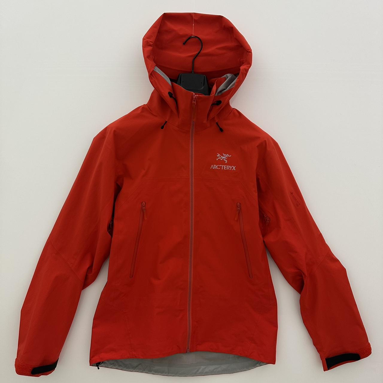 ジャケット・アウター ARC'TERYX Beta LT S Timelapse Arc'teryx Beta LT Jacket Timelapse Blue Men's XXL | Depop