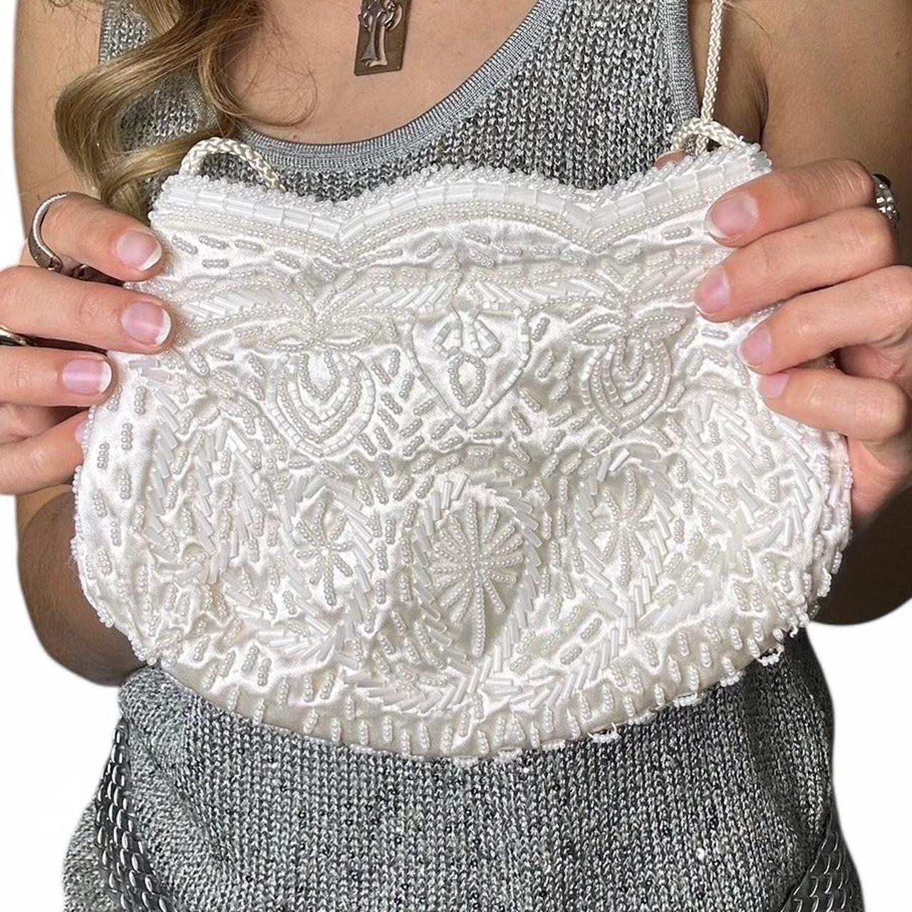item listed by shinylittlethang