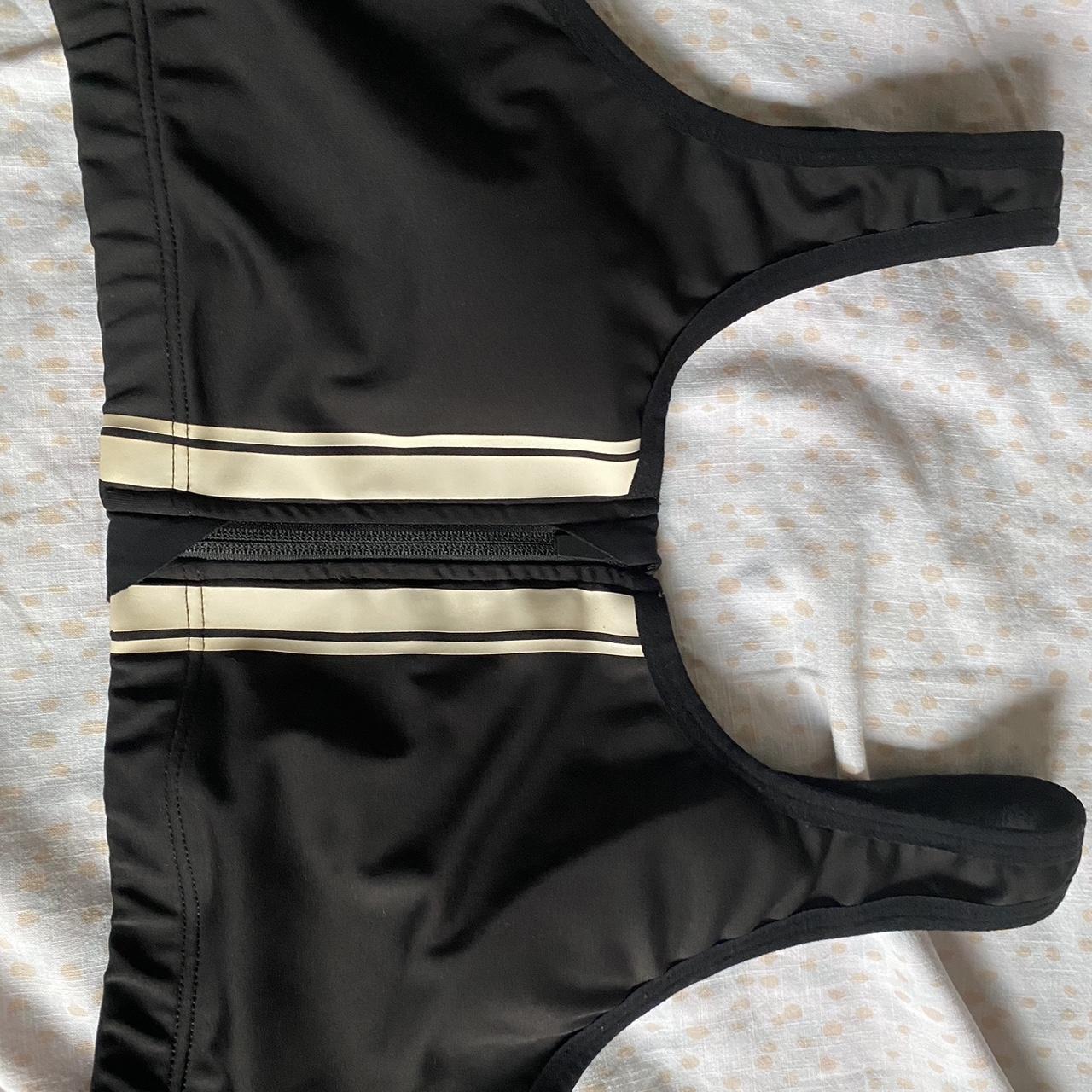 RVCA sporty bather top Size XL Zip up front and... - Depop