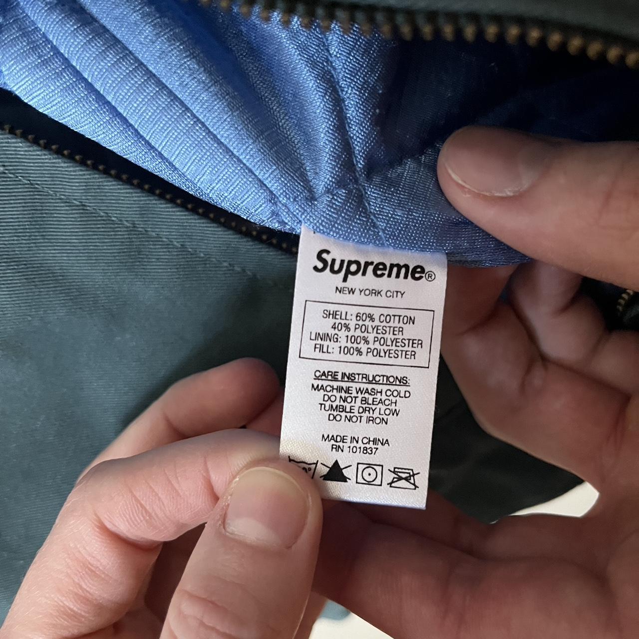 Supreme jacket clearance tag