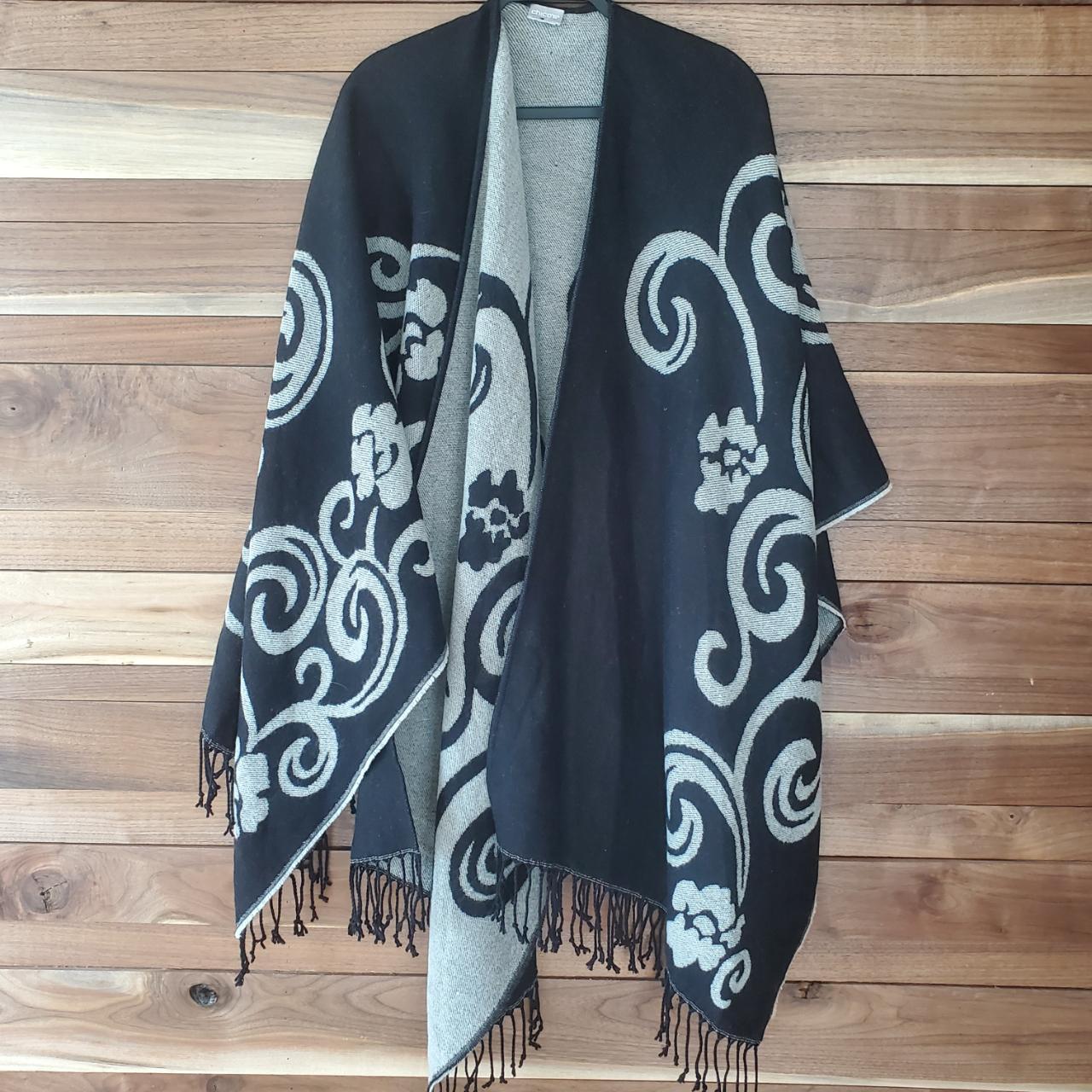 Chicos store shawl wrap