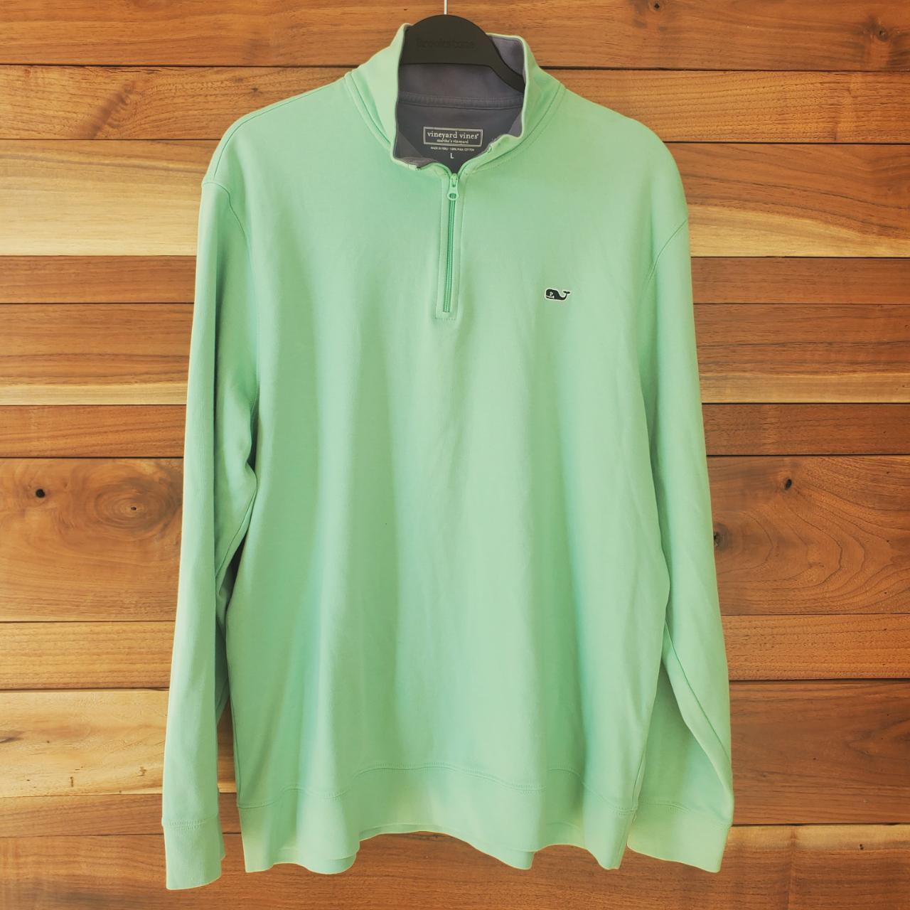 Vineyard vines 1/4 zip size L.