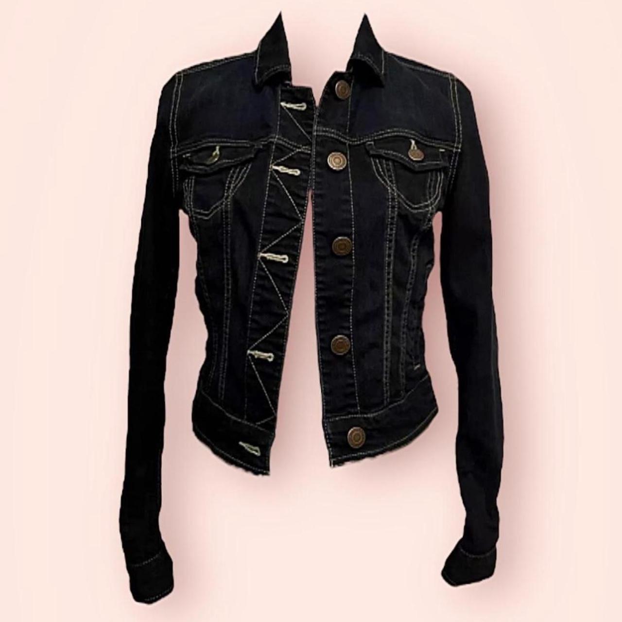 Fitted black denim jacket with contrast Depop