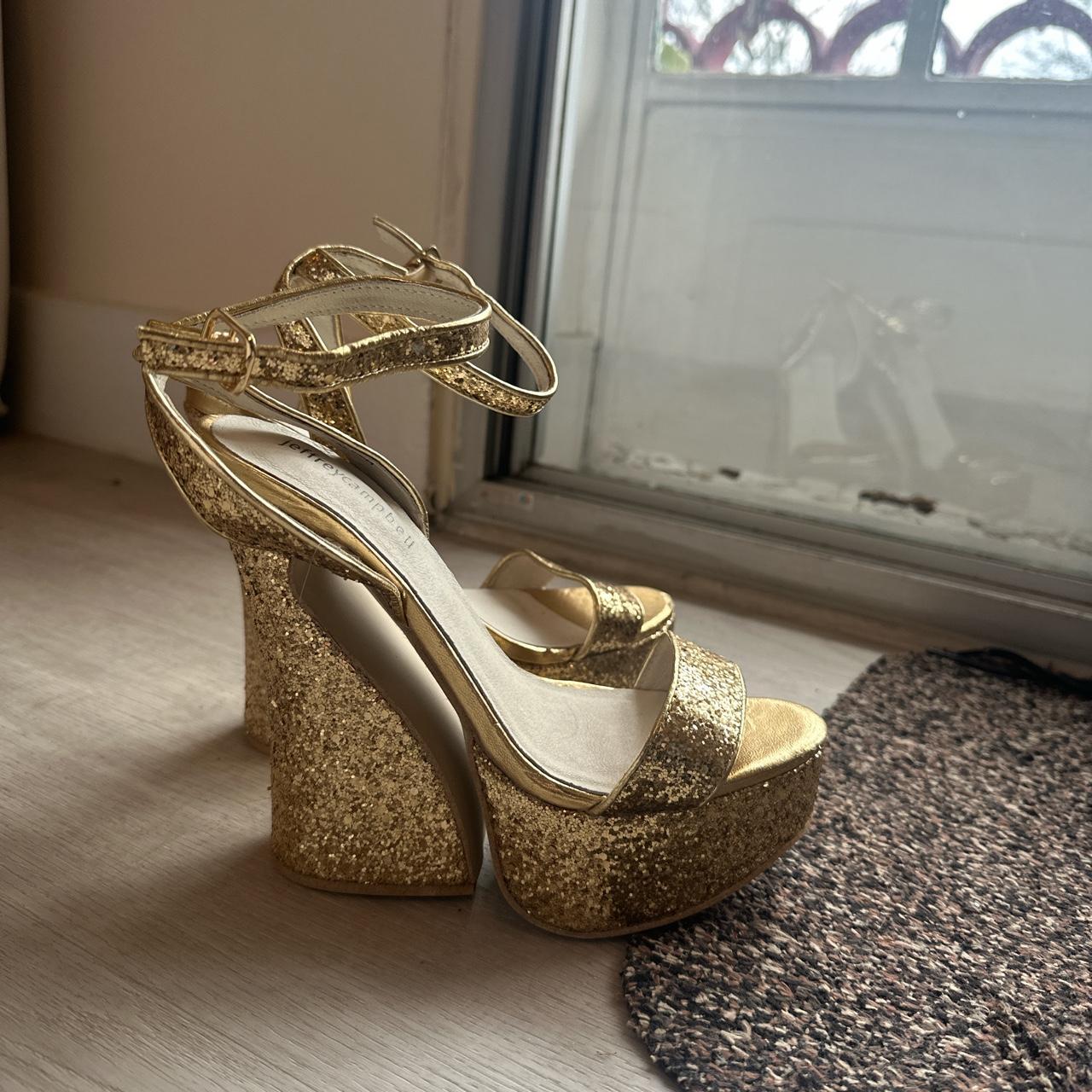 Jeffery Campbell Sparkly gold curved heels Never worn! - Depop