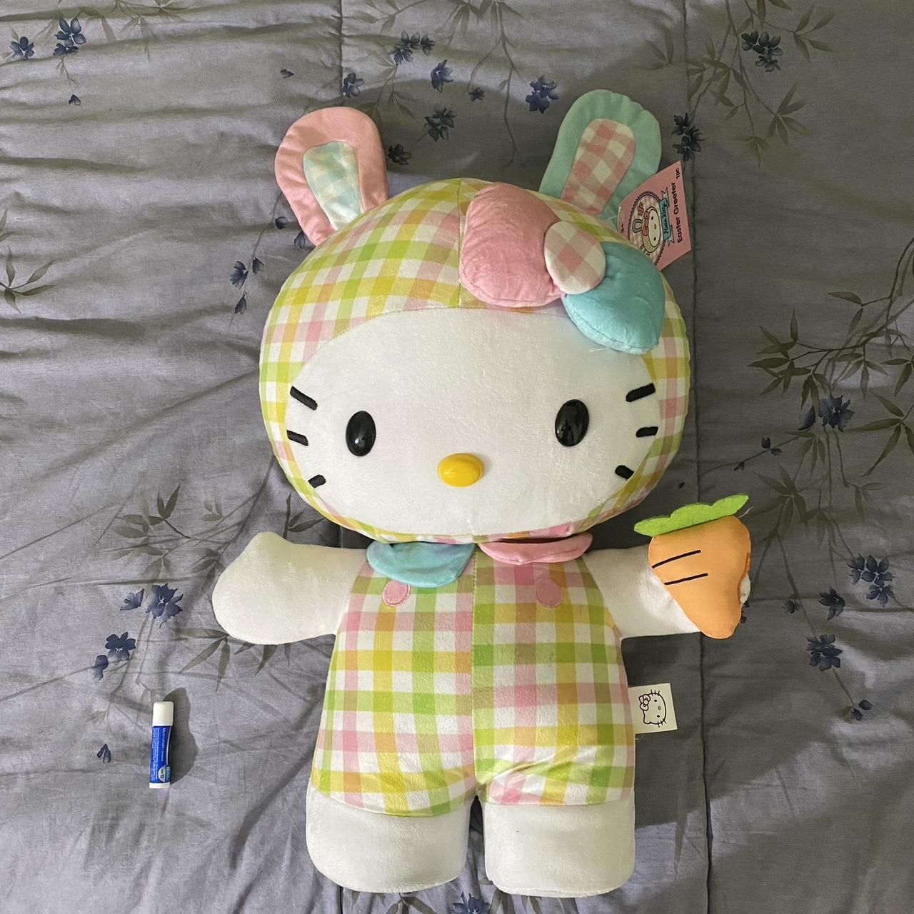 Hello Kitty orders Easter greeter 2022