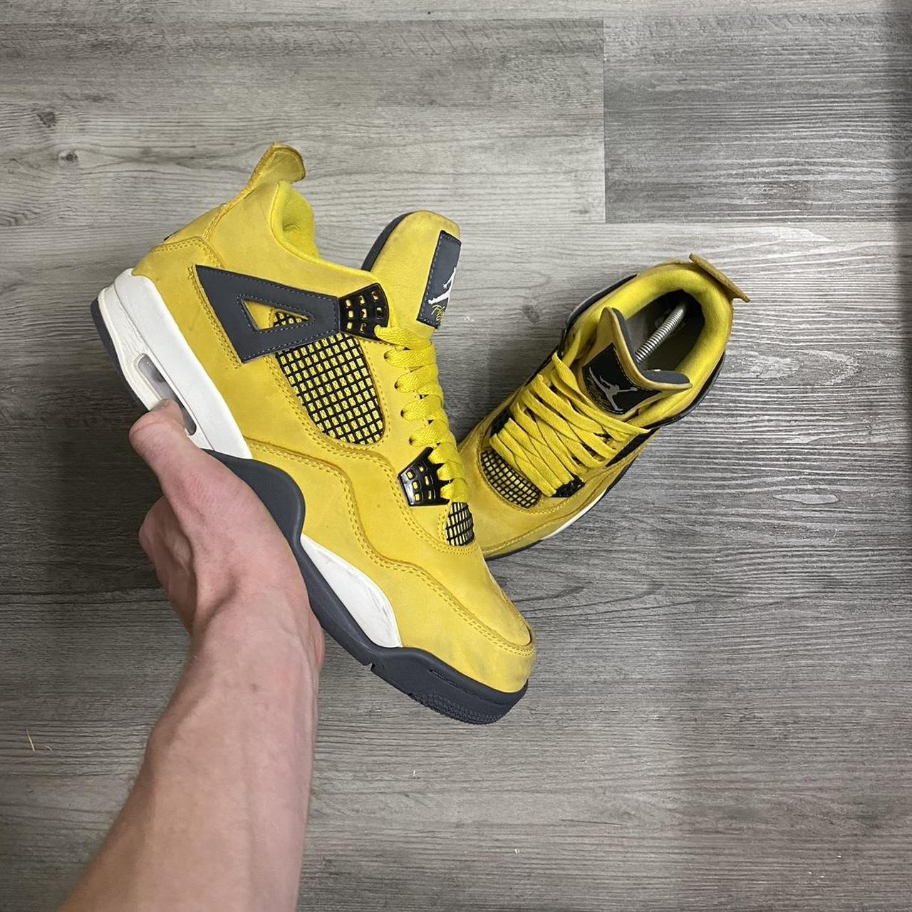 14 jordans yellow