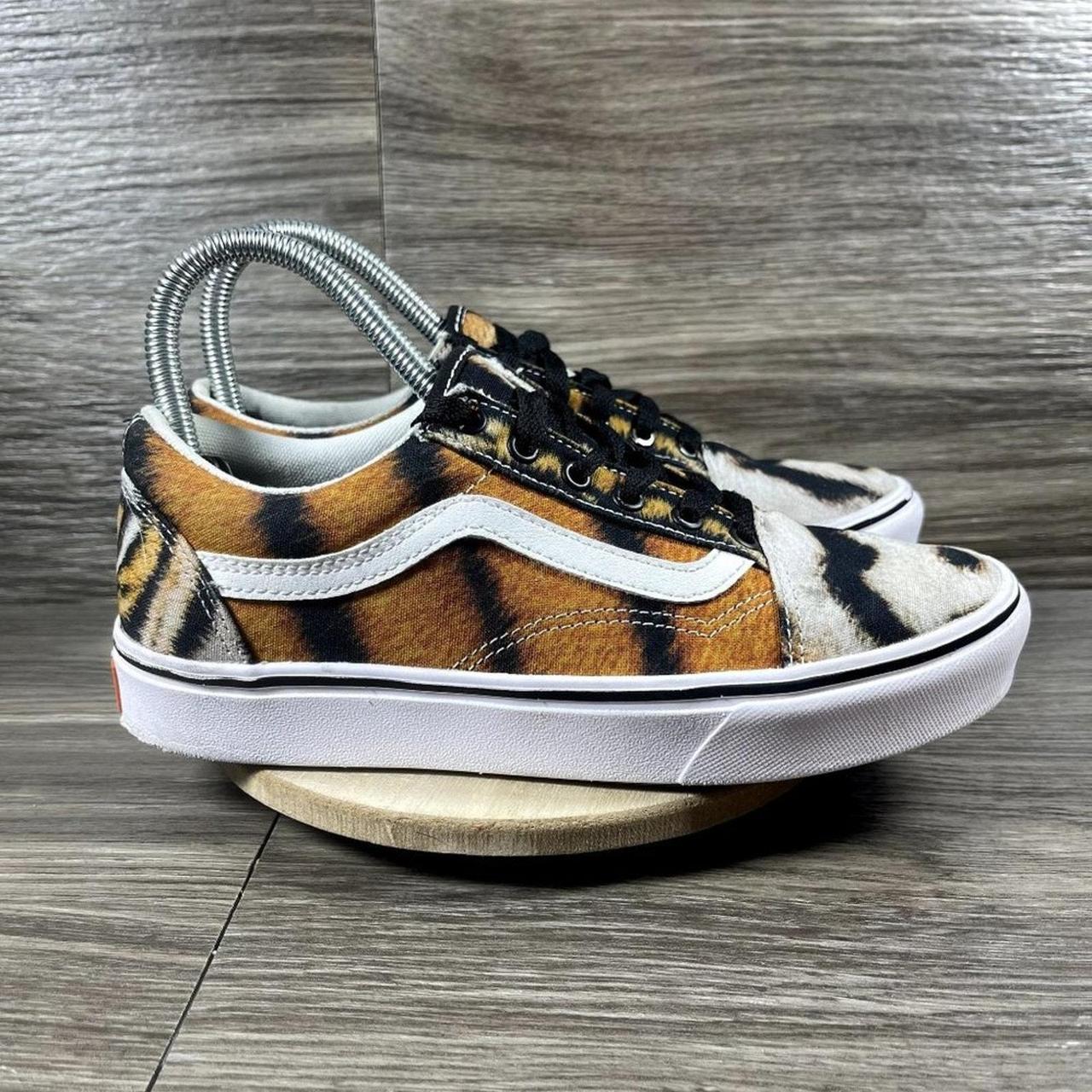 Vans X Projet Cat Comfycush Old Skool Tiger Print Sneakers Kids sz purchases 5.5 Womens 7