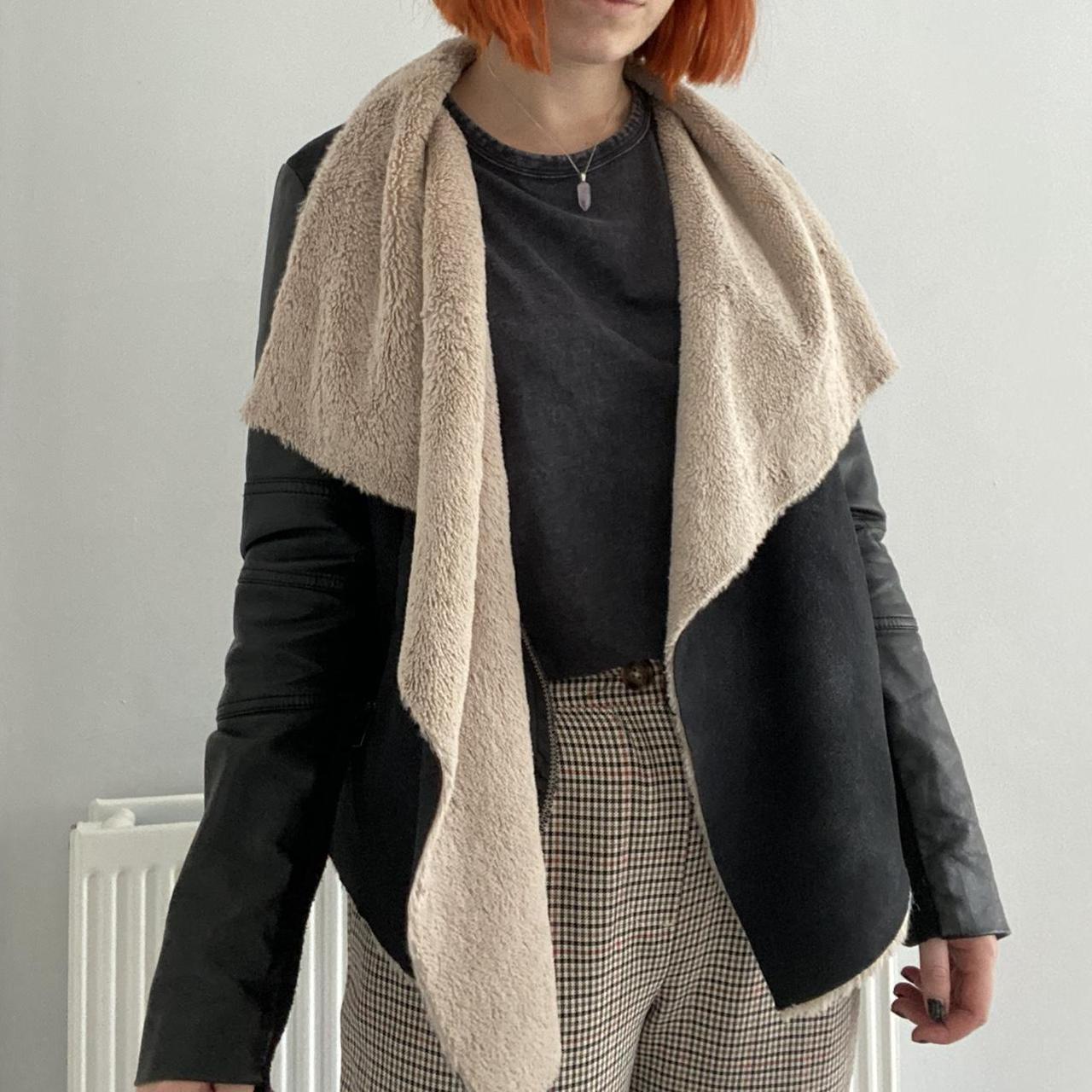 Primark Men's Black and Cream Jacket Depop