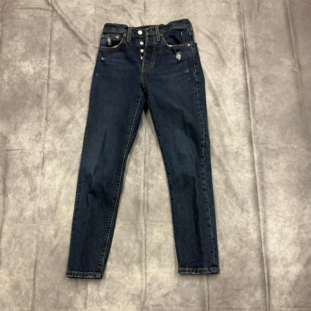 Dark wash skinny Levi jeans W24/L28 - Depop
