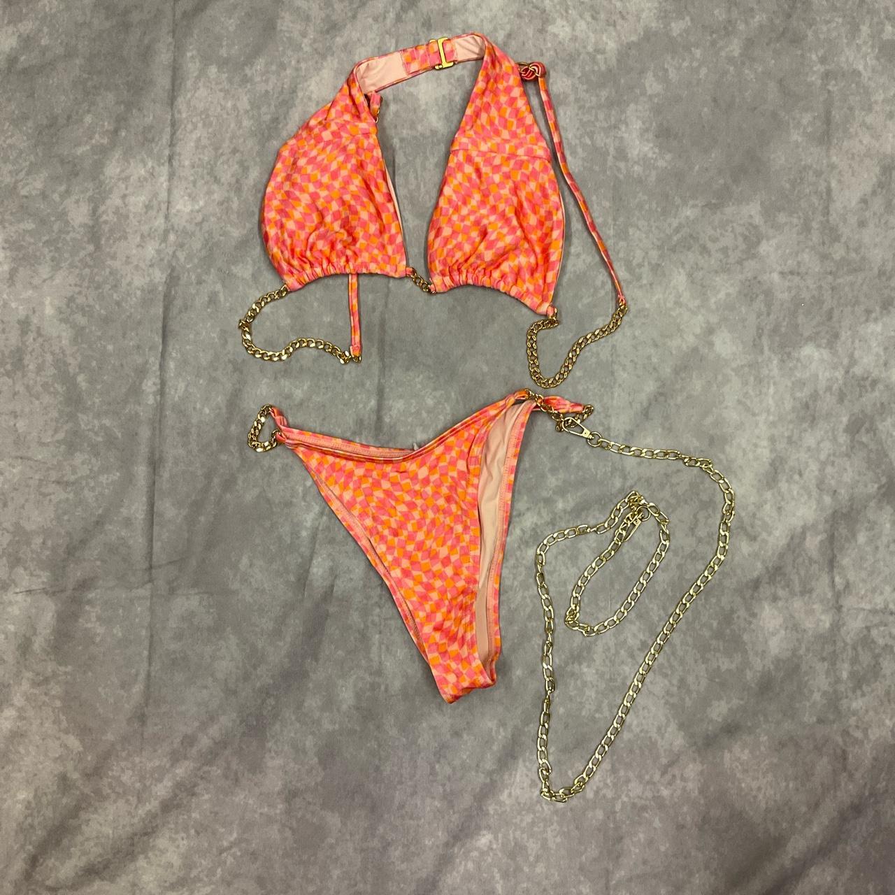 Pink and orange bikini with gold chain - Depop